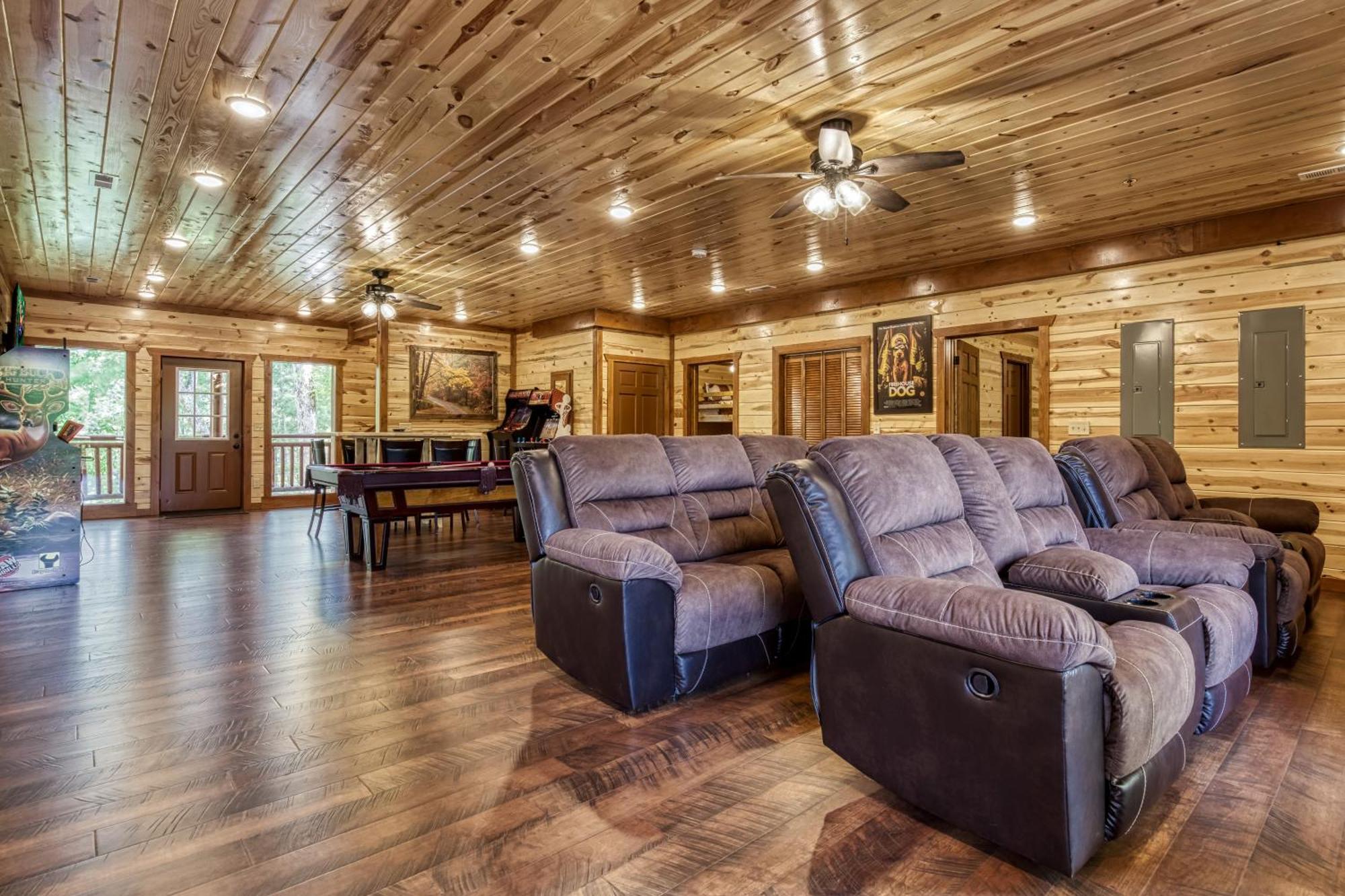 Majestic Splash- 8 Bedroom, Indoor Pool, Hot Tub, 1089 Free Tickets Each Paid Day, Dollywood Sevierville Buitenkant foto