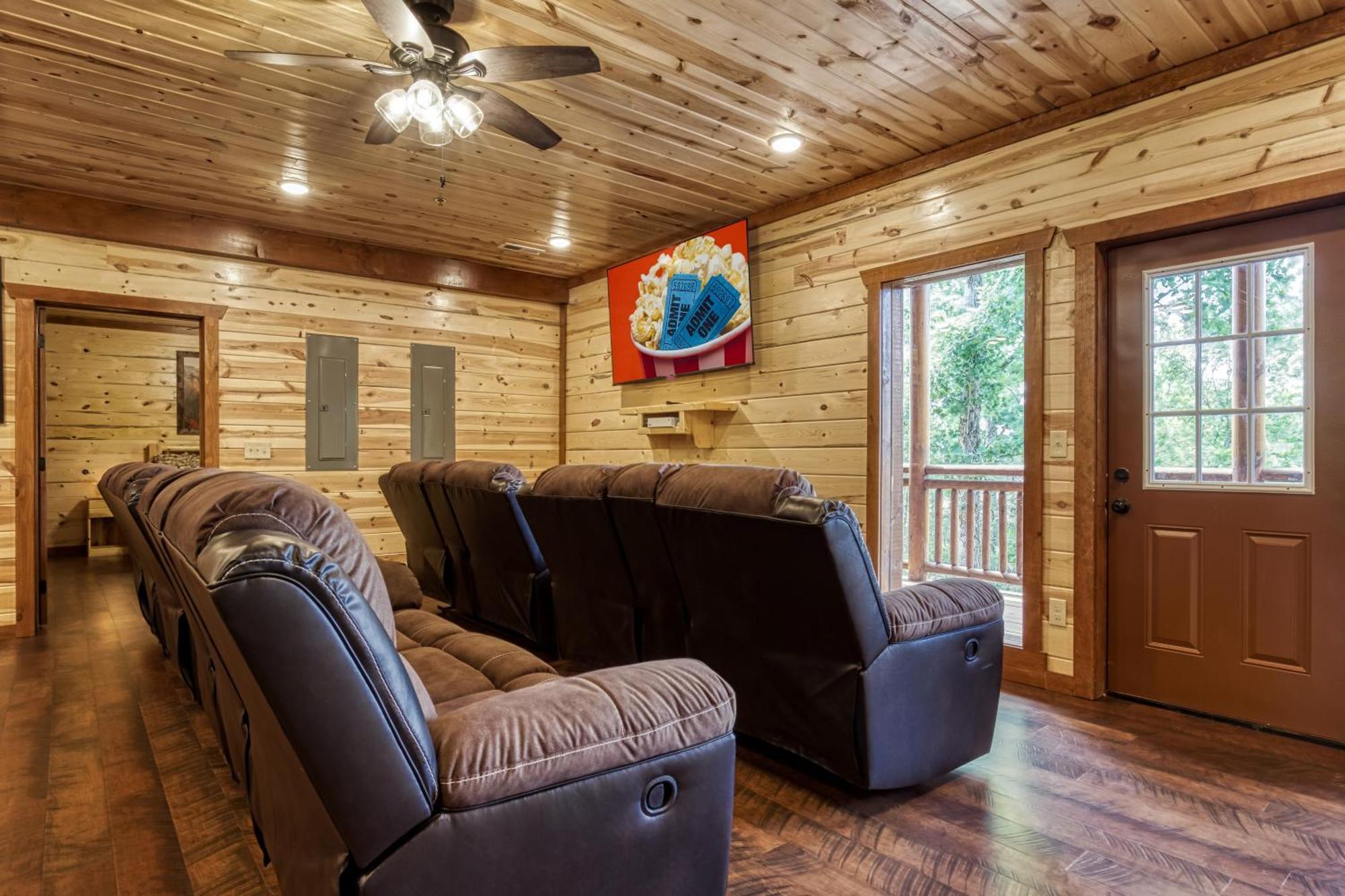 Majestic Splash- 8 Bedroom, Indoor Pool, Hot Tub, 1089 Free Tickets Each Paid Day, Dollywood Sevierville Buitenkant foto