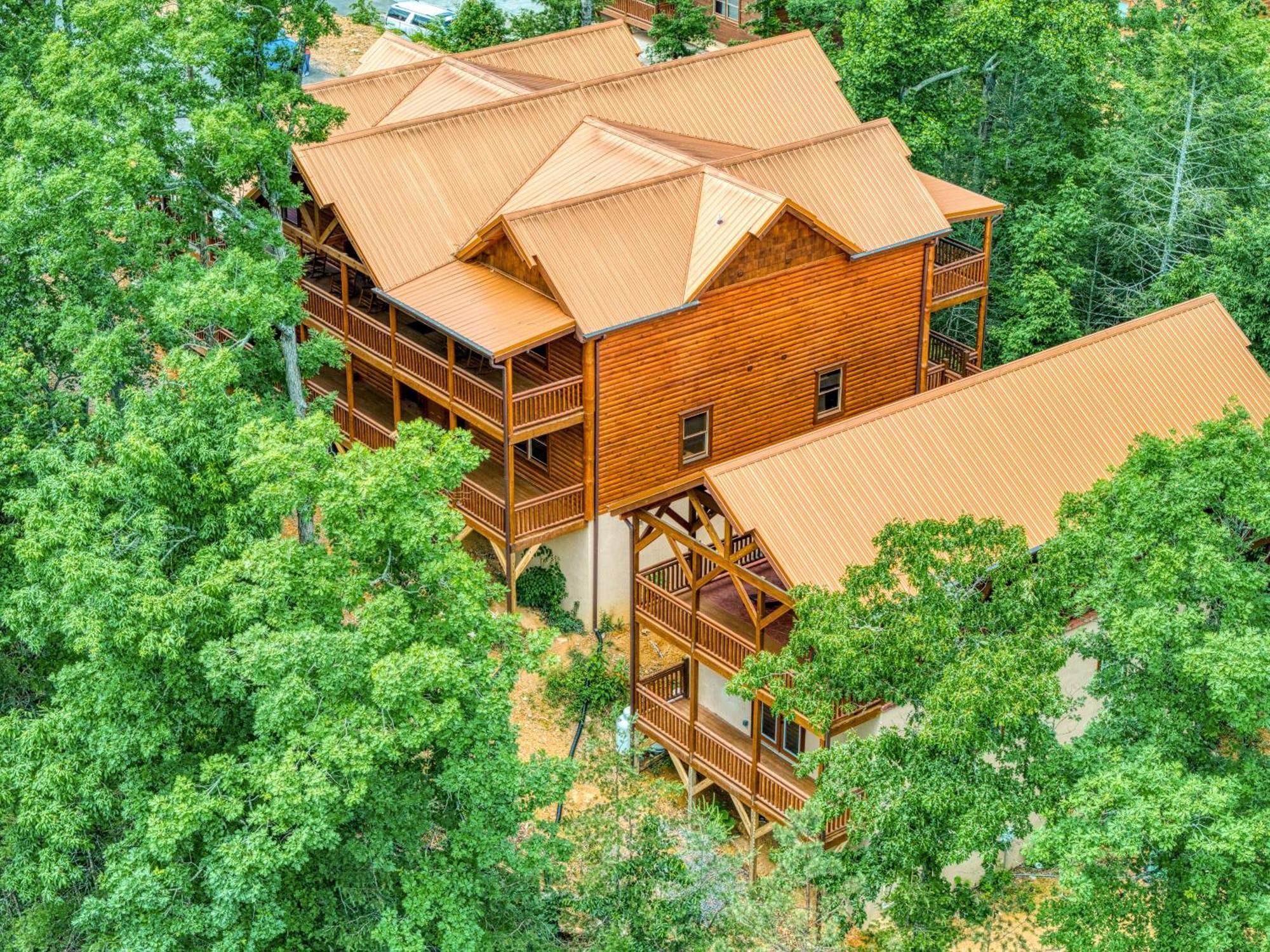 Majestic Splash- 8 Bedroom, Indoor Pool, Hot Tub, 1089 Free Tickets Each Paid Day, Dollywood Sevierville Buitenkant foto